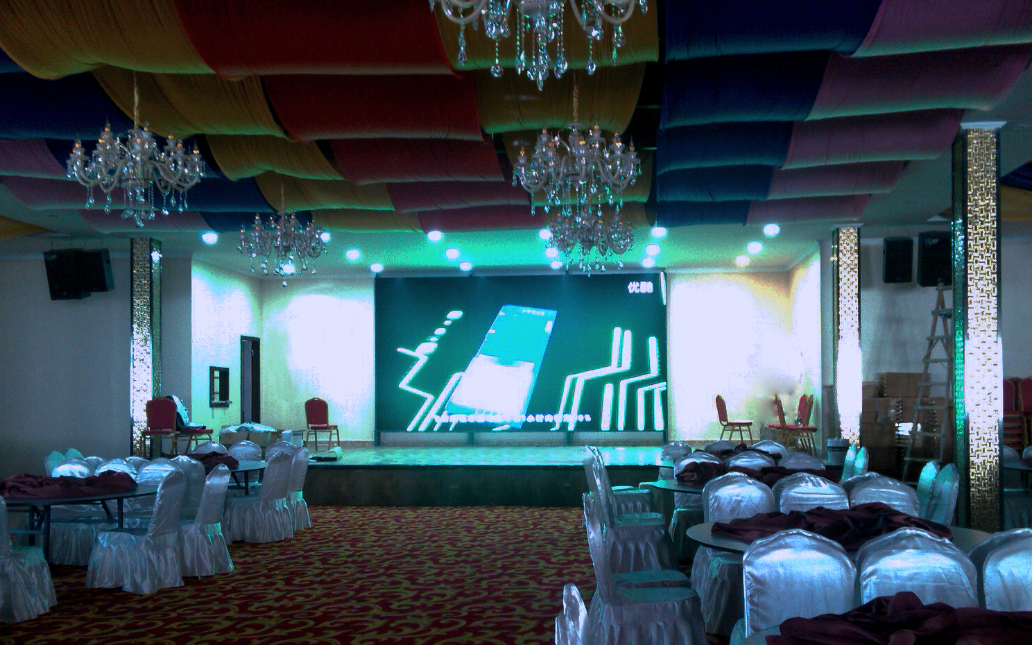 三圣乡荷塘月色室内P5全彩屏